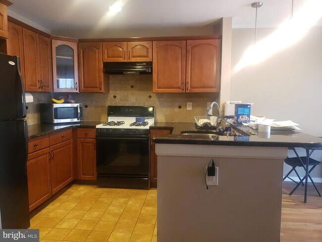 Foto del edificio - 6062 Cedar Ct