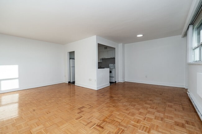 Photo du bâtiment - 265 Dixon Road