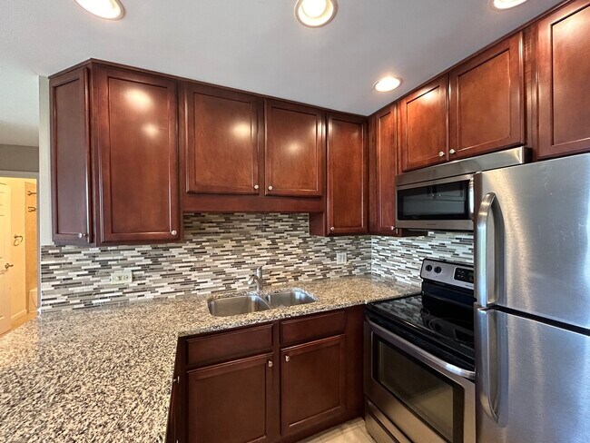 Foto del edificio - 6020 Oakwood Dr