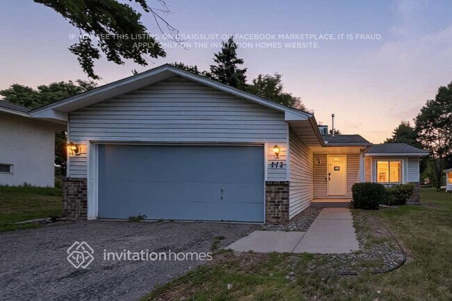 Foto del edificio - 473 124th Ln NW
