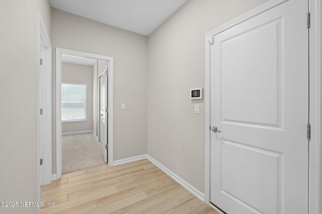 Building Photo - 209 Torres Trce