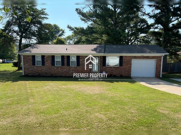 Primary Photo - 12001 Chaney Thompson Rd SE
