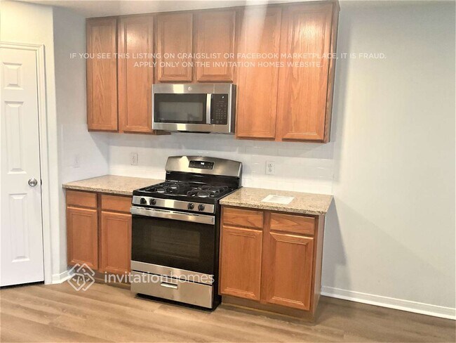 Foto del edificio - 4247 Old Arbor Way