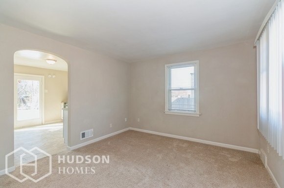 Foto del edificio - 1211 Newport Rd