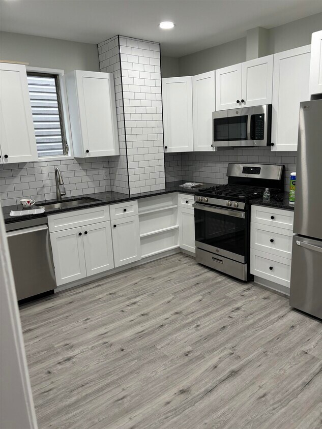 Foto principal - 329 36th St