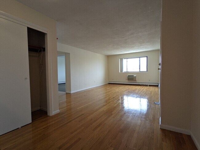 Building Photo - 24 Allston St