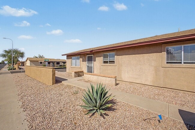 Photo - Remodeled 2 bedroom 2 bathroom House