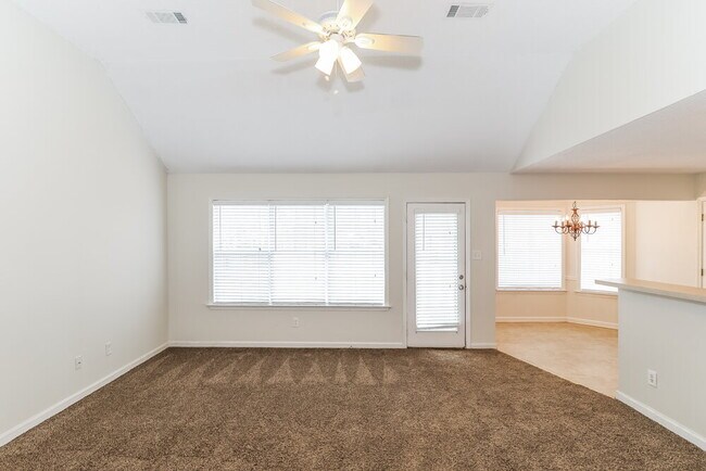 Foto del edificio - 1224 Whistler Dr