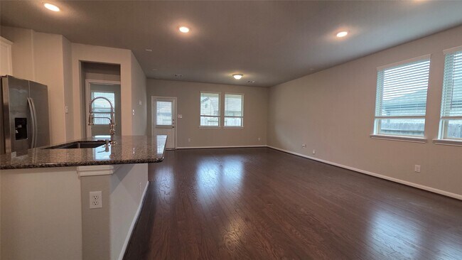 Foto del edificio - 25907 Azure Rock Ln