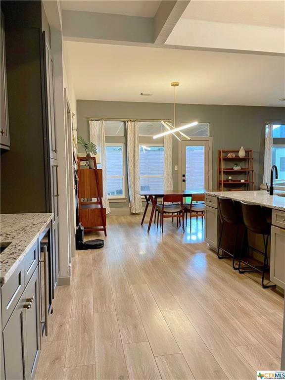 Building Photo - 1139 River Rock