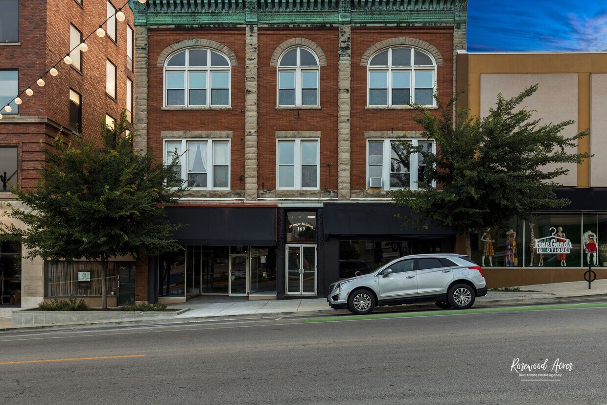 Foto principal - 169 S Schuyler Ave