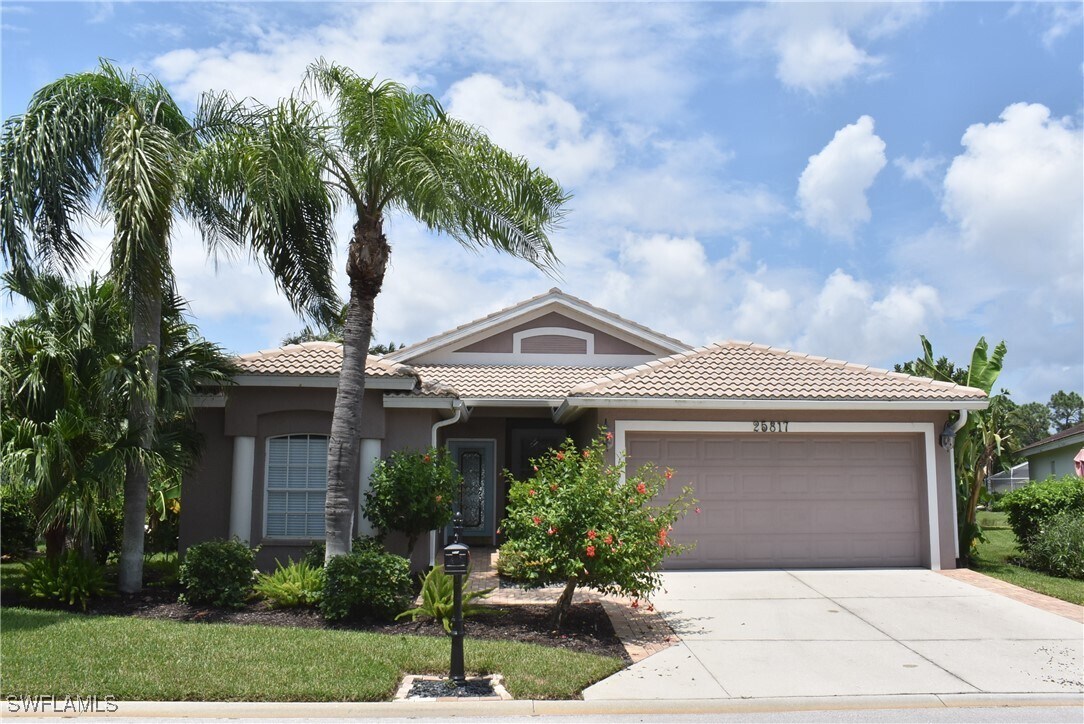 Foto principal - 25817 Pebblecreek Dr