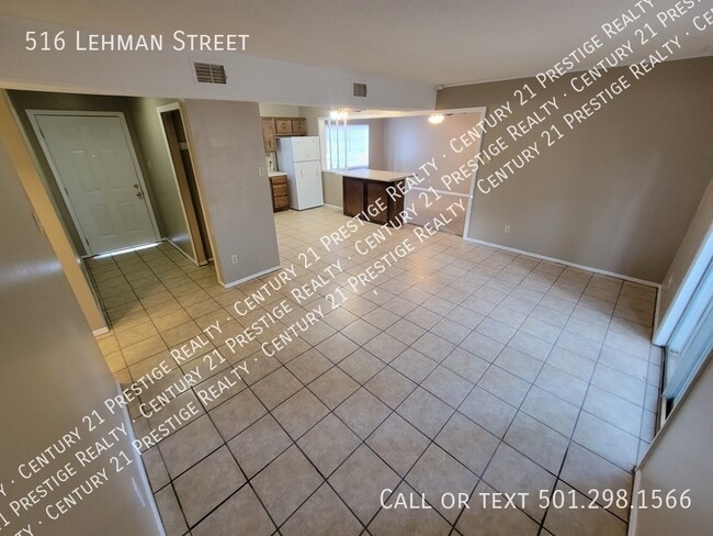 Building Photo - 516 Lehman Dr