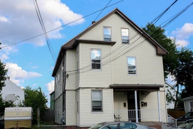 Building Photo - 49 Ivy St