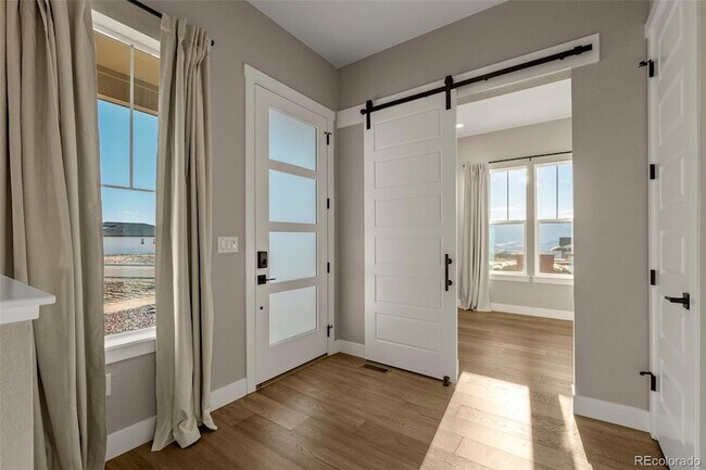 Foto del edificio - 16349 Bassett Ml Wy