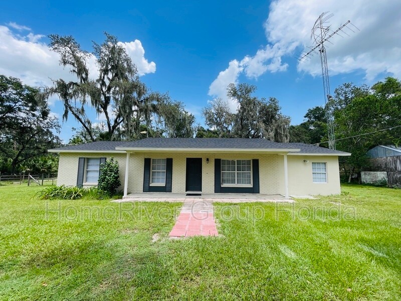 8620 Pritcher Rd, Lithia, FL 33547 House Rental in Lithia, FL