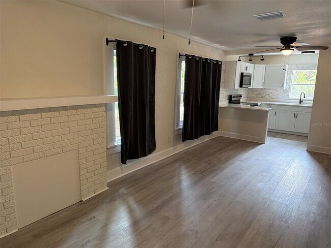 Foto del edificio - 610 28th Ave S
