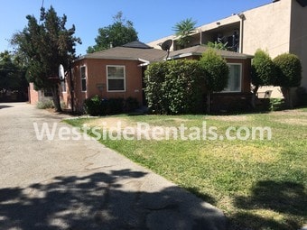 Building Photo - 1208 E Lexington Dr