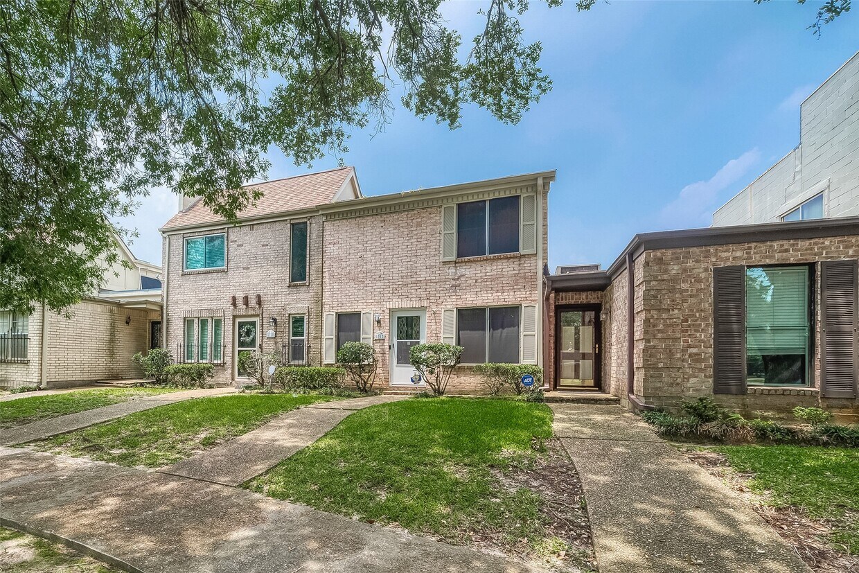Primary Photo - 1312 Ward Rd