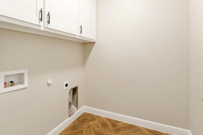 Building Photo - 1300 FM 667