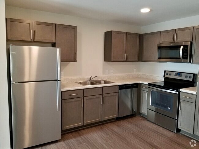 Building Photo - Miramonte Single Living