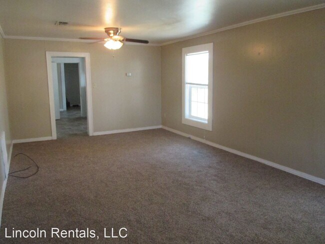 Foto del edificio - 3 br, 1 bath House - 408 Tech Drive