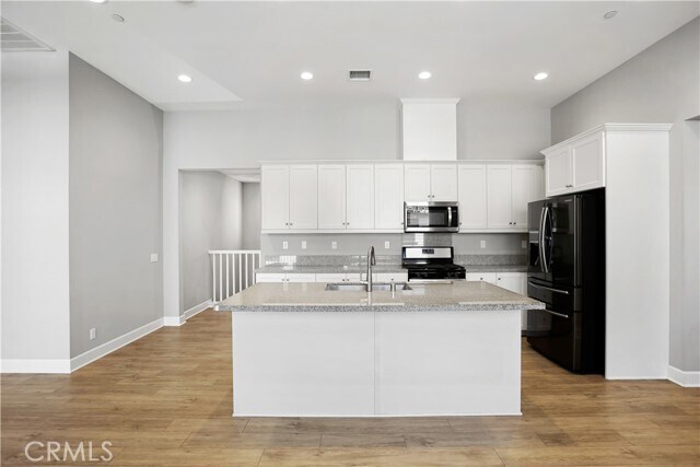 Building Photo - 136 Parkwood