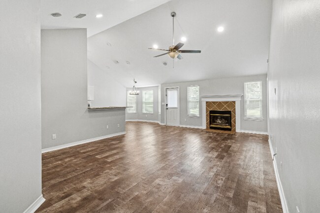 Foto del edificio - 1702 Sycamore Ave