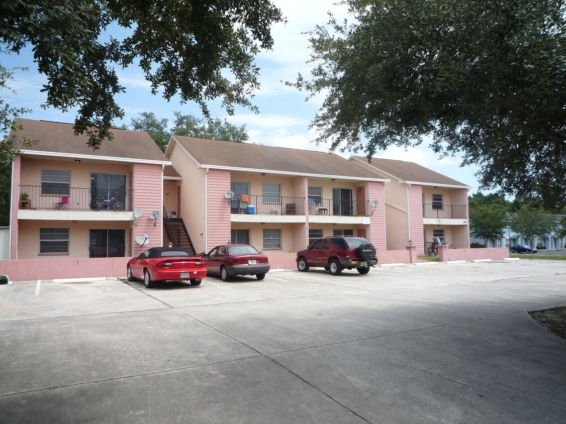 Primary Photo - 3544 Portillo Rd