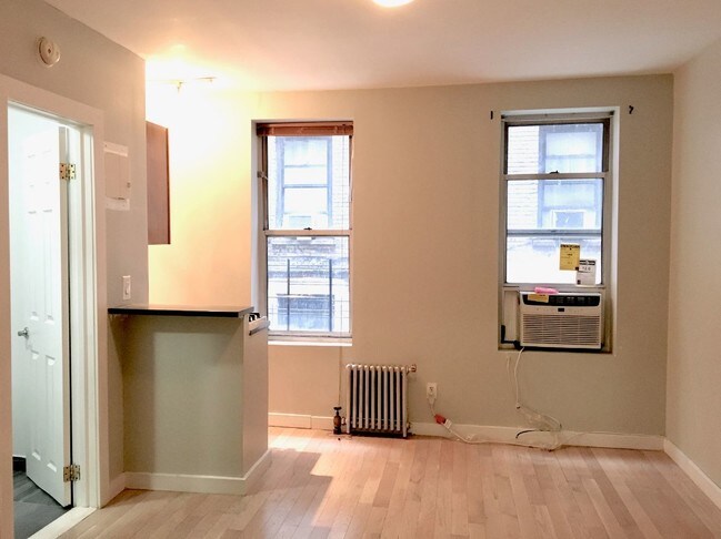 Foto del edificio - 221-227 Wadsworth Ave