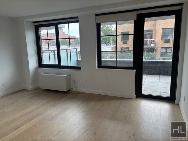 Foto del edificio - NORTHERN BOULEVARD