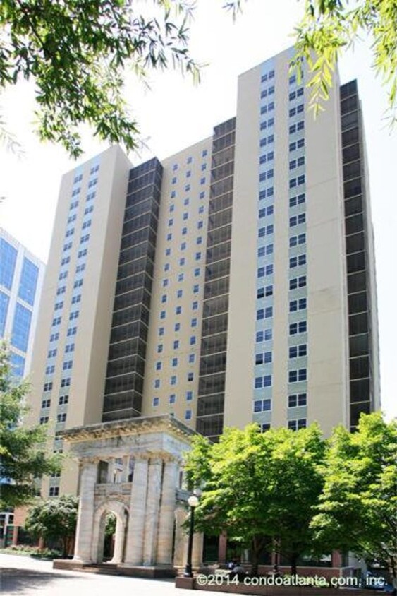 Foto principal - Furnished Move-In Ready Downtown 1br/1ba A...