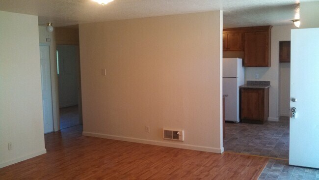 Building Photo - kaufg01