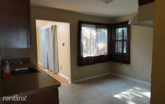 Building Photo - 3 br, 1 bath House - 6834 Lathers St