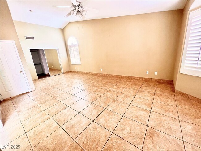 Foto del edificio - 722 Wolf Point St