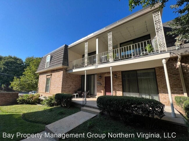 Building Photo - 2 br, 2 bath House - 3127 Patrick Henry Dr...