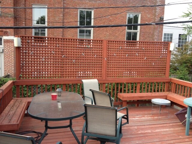 terraza trasera que comparta con la gente en la planta superior - 1710 Euclid St NW