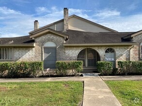 Building Photo - 24 Chapparal Ct