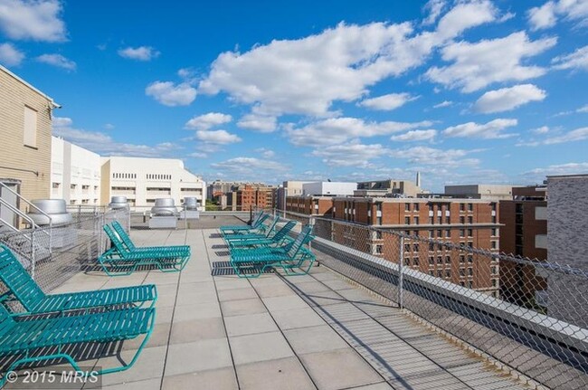 Rooftop deck - 2401 H St NW