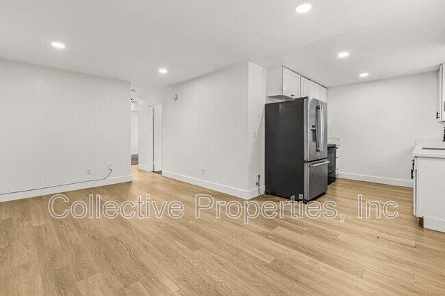 Foto del edificio - 3965 Logan Ave