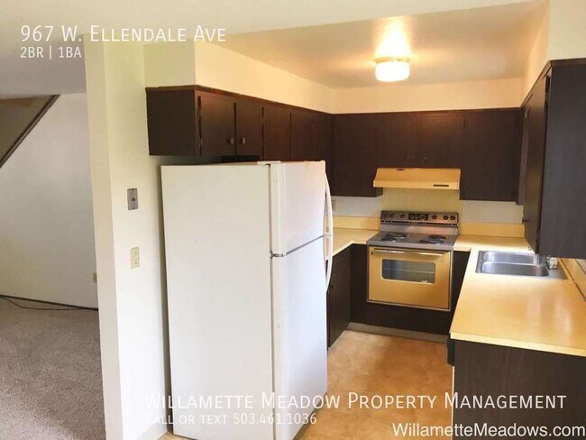 Foto del edificio - 967 W Ellendale Ave