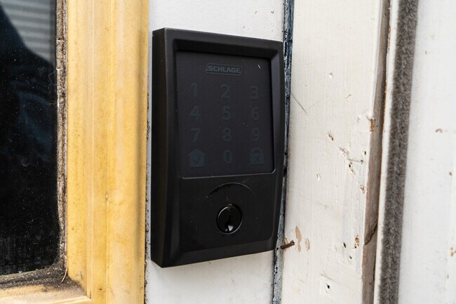 Foto del edificio - 421 Pennsylvania Ave