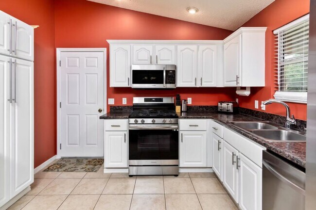 Building Photo - M1317 Murrells Inlet (VCSC/M10)