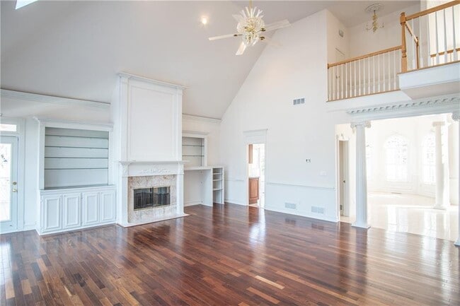 Building Photo - 815 Dockbridge Way