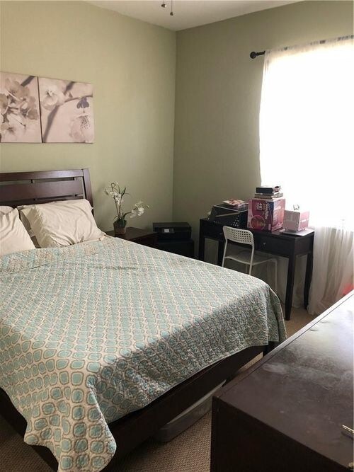 Foto del edificio - 3443 Merrick Ln