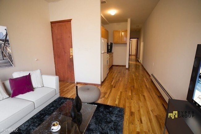 Building Photo - 1 br, 1 bath Apartment - 3917 4th Ave 2R