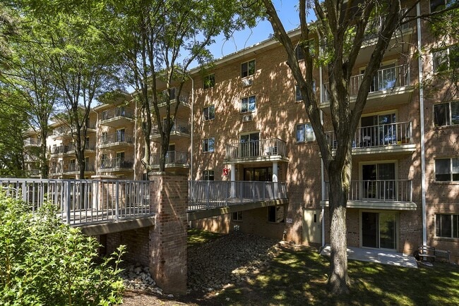 Edificio residencial - Valley Forge Suites