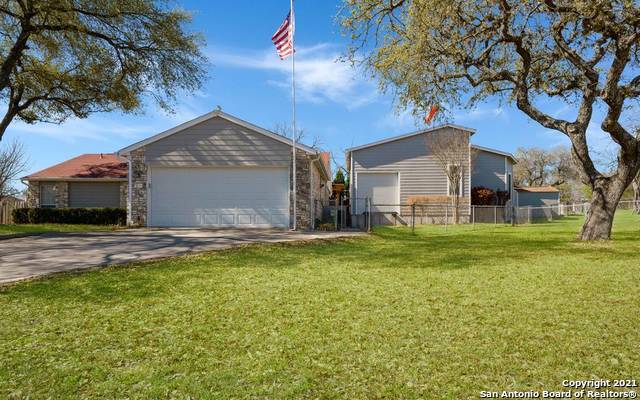 Building Photo - 14230 Susancrest Dr