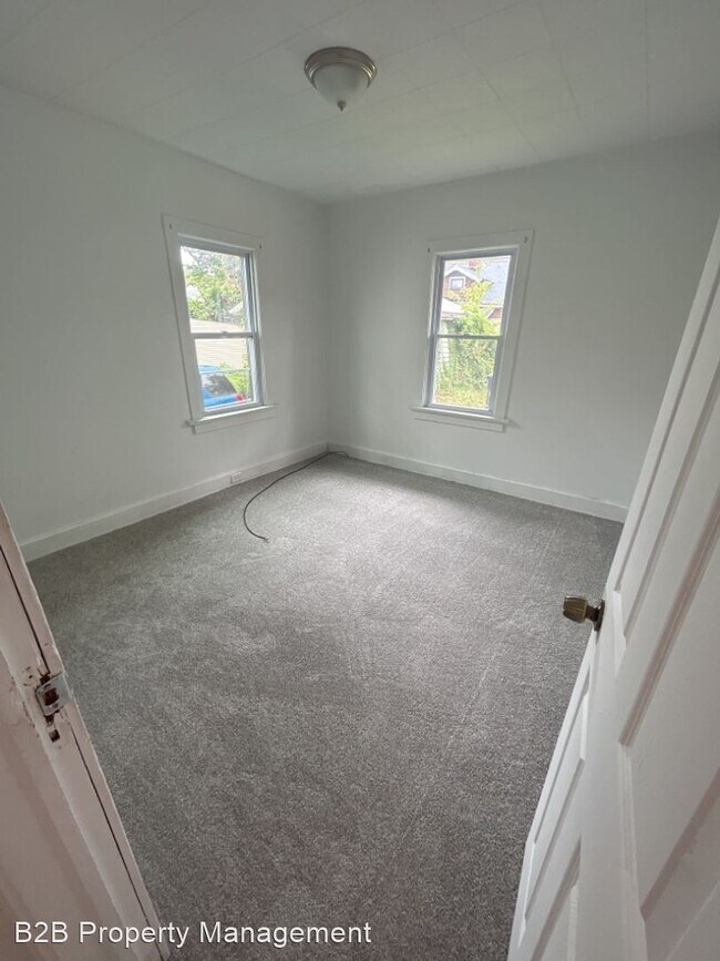 Building Photo - 5 br, 2 bath House - 3211 W. 116th St.