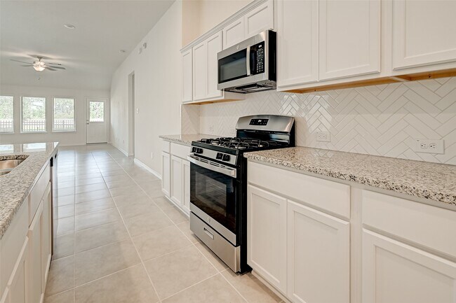 Foto del edificio - 3106 Rising Fir Ln